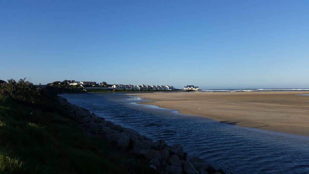 Ebenezer Guesthouse Bluewater Bay Port Elizabeth Buitenkant foto