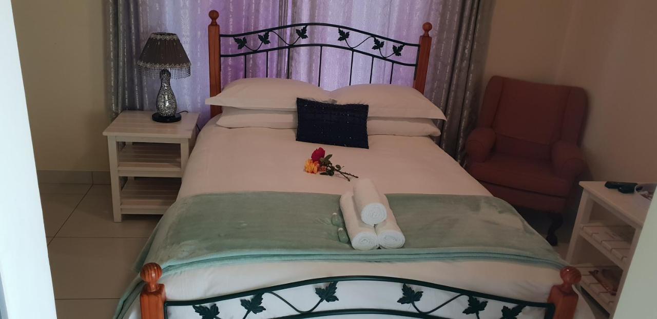 Ebenezer Guesthouse Bluewater Bay Port Elizabeth Buitenkant foto