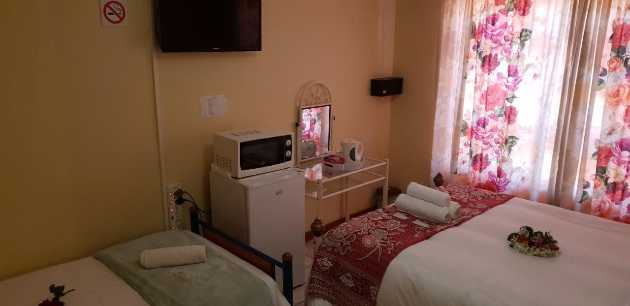 Ebenezer Guesthouse Bluewater Bay Port Elizabeth Buitenkant foto