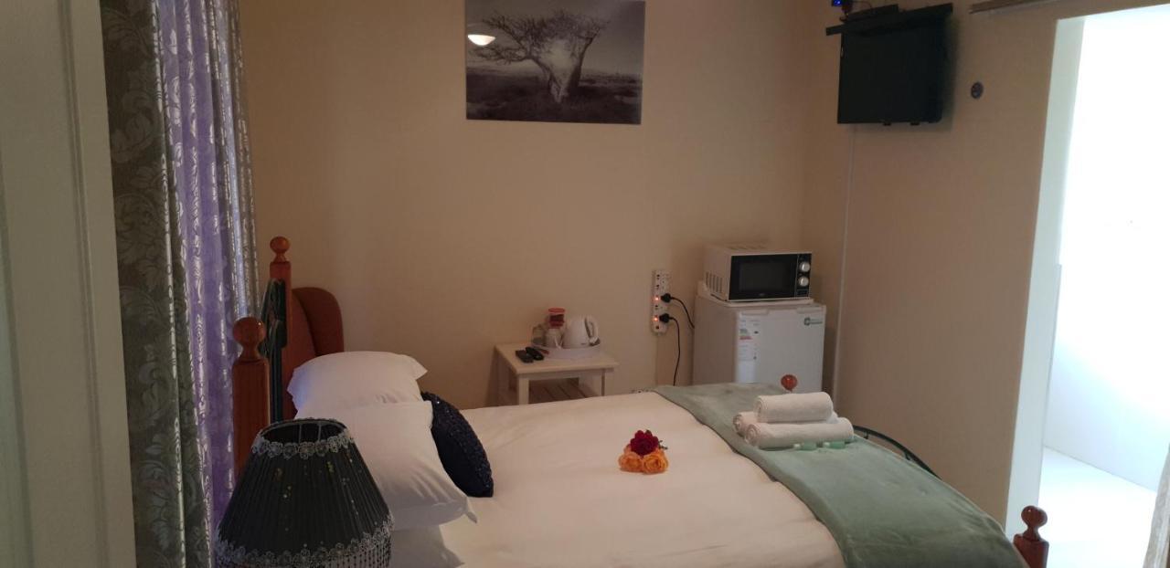 Ebenezer Guesthouse Bluewater Bay Port Elizabeth Buitenkant foto