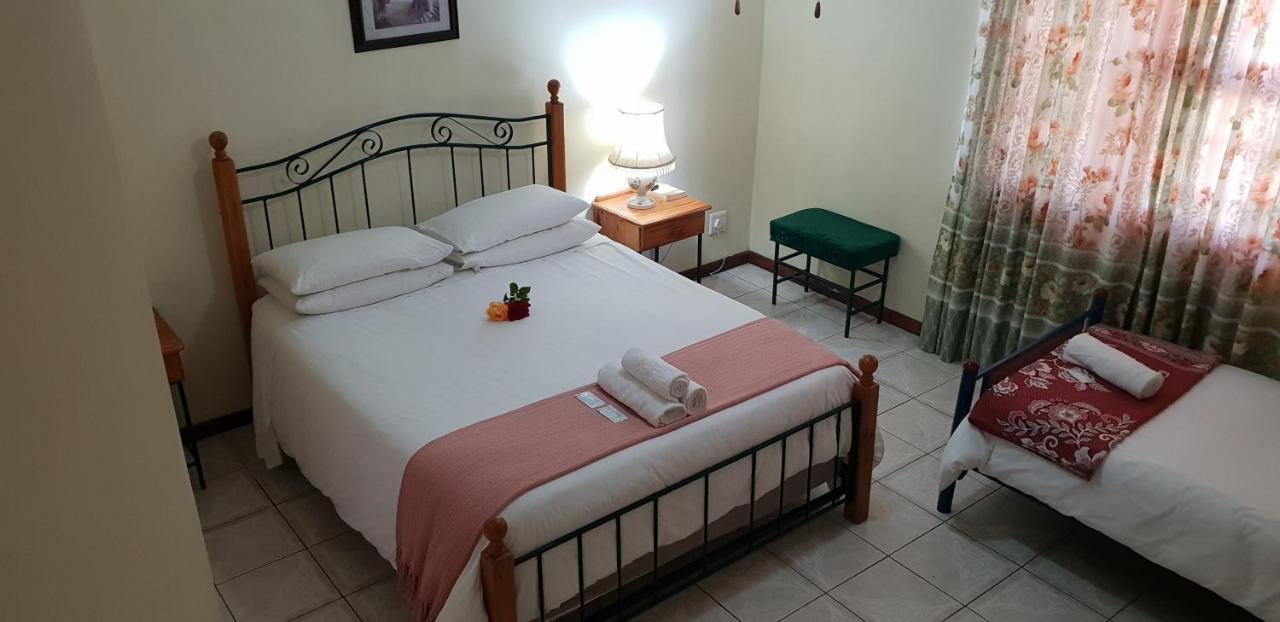 Ebenezer Guesthouse Bluewater Bay Port Elizabeth Buitenkant foto