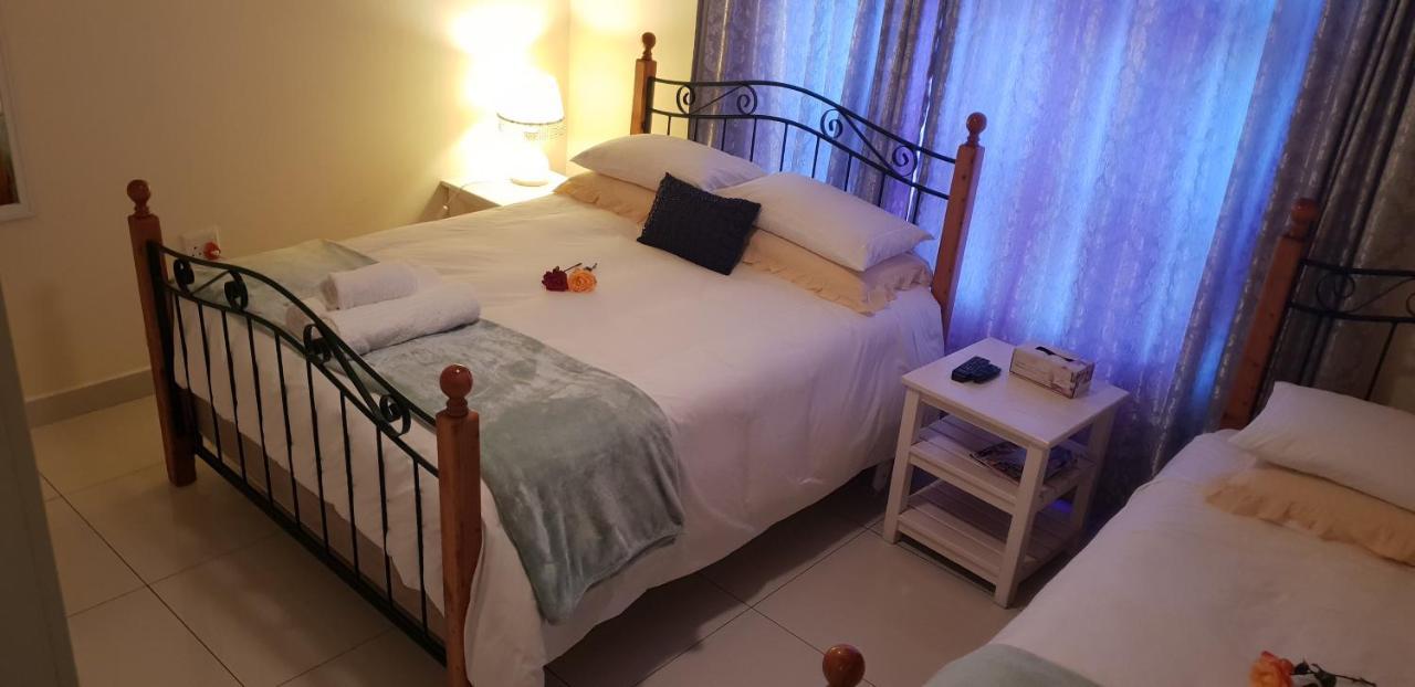 Ebenezer Guesthouse Bluewater Bay Port Elizabeth Buitenkant foto