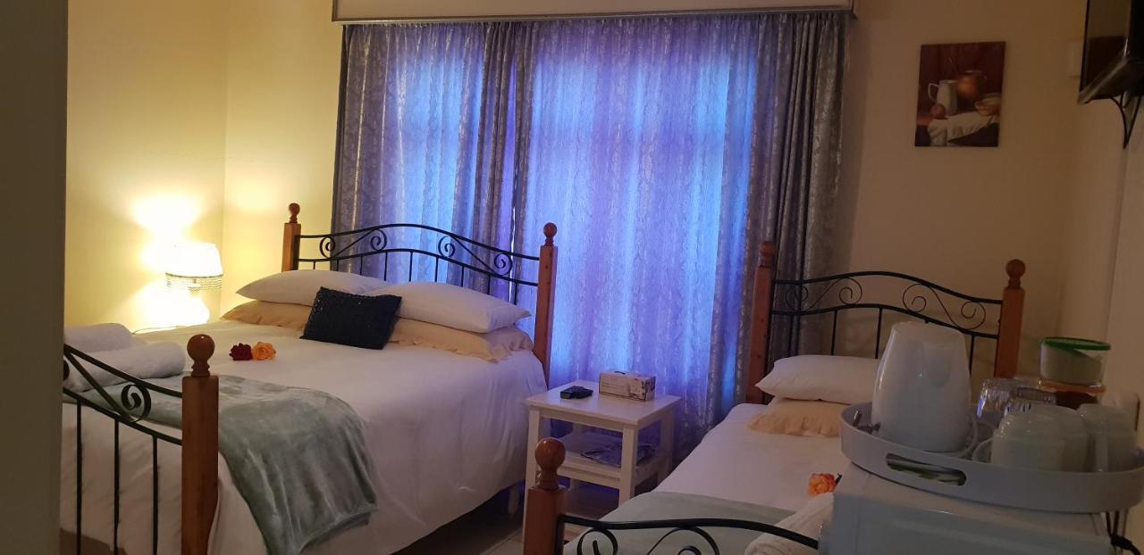 Ebenezer Guesthouse Bluewater Bay Port Elizabeth Buitenkant foto