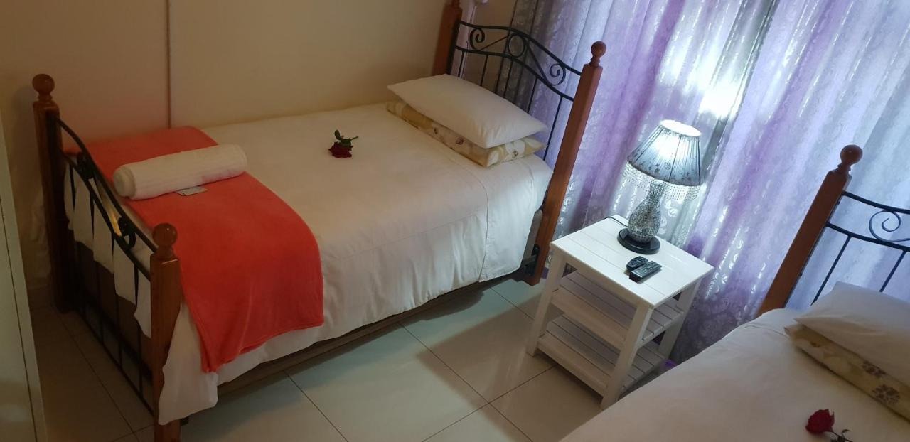 Ebenezer Guesthouse Bluewater Bay Port Elizabeth Buitenkant foto